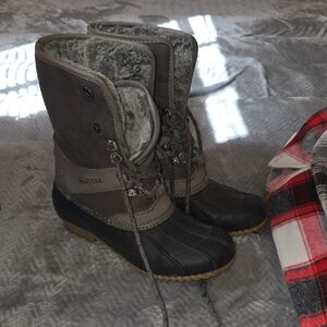 Tommy Hilfiger Charcoal and Black Fur-Lined Boots